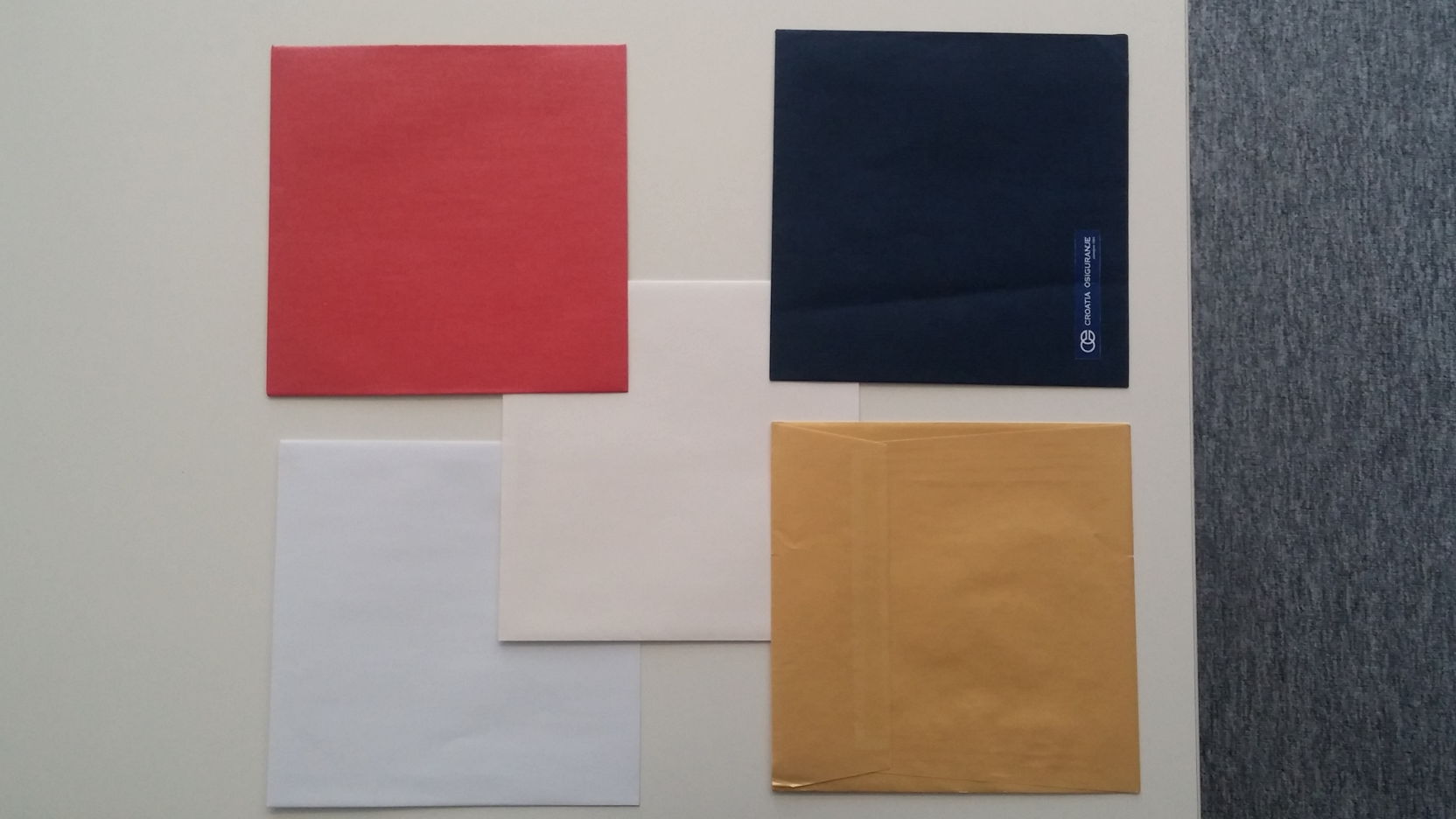 Read more about the article Svečane kuverte