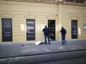 Read more about the article Oslikavanje izloga